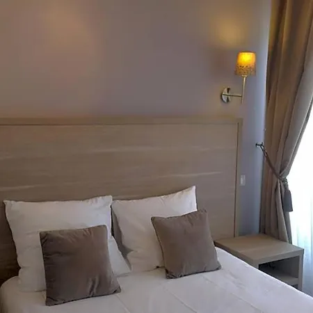 Luxelthe Hotel Paris