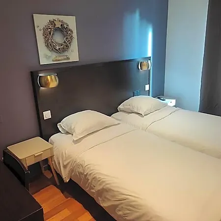 Luxelthe 2* Paris