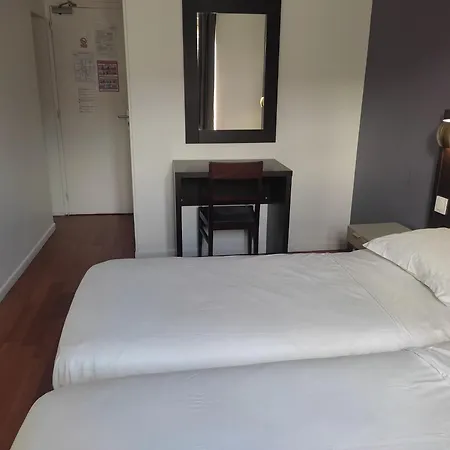 卢克瑟尔德酒店